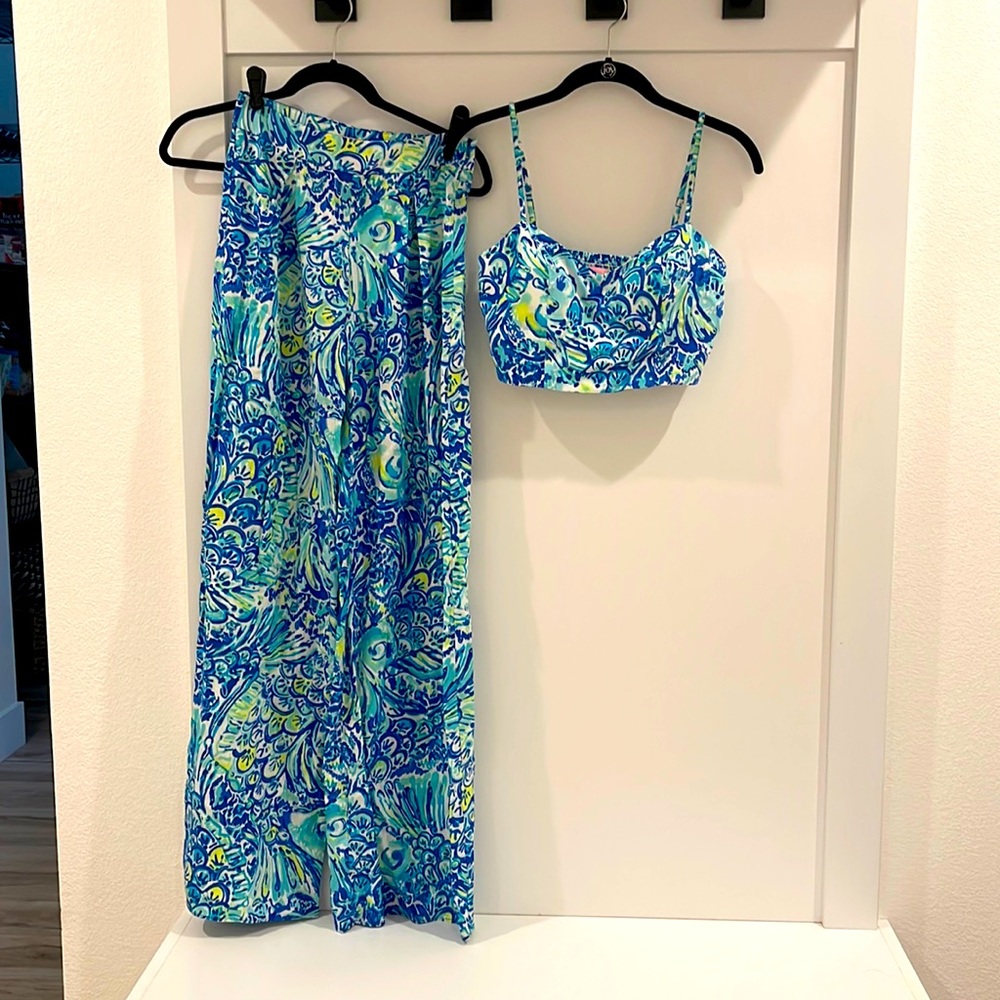 Like new Lilly Pulitzer pants set with crop tank top